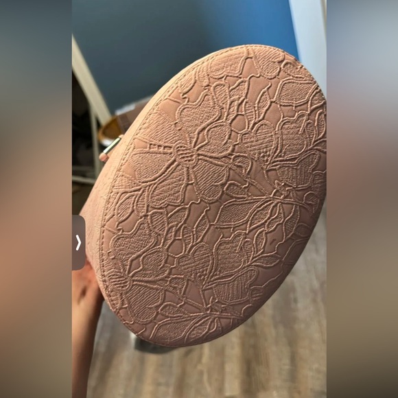 NWT Karl Lagerfeld shoulder bag - Picture 2 of 7